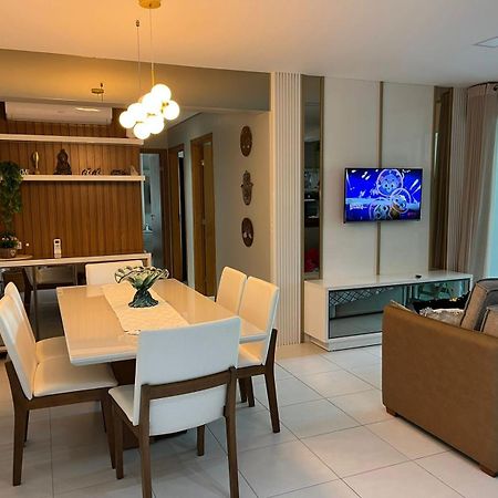 Apê estilo Resort c/ pé na areia e vista mar, próximo ao Beto Carrero Piçarras Exterior foto